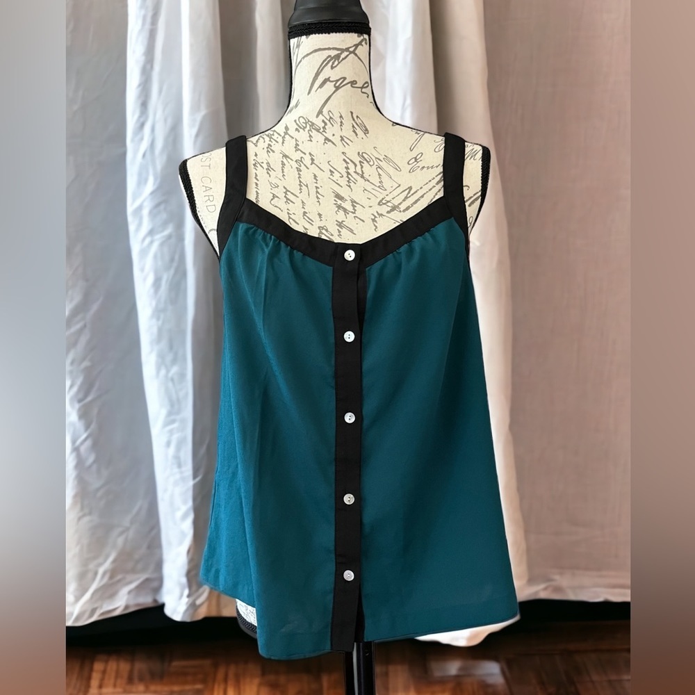 Forever 21 emerald green & black button down tank top size medium EUC